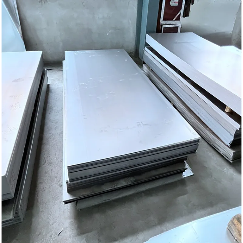 Piastra in acciaio laminato a caldo